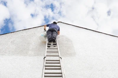 Peinture extérieure à Ancône — façades et ravalement